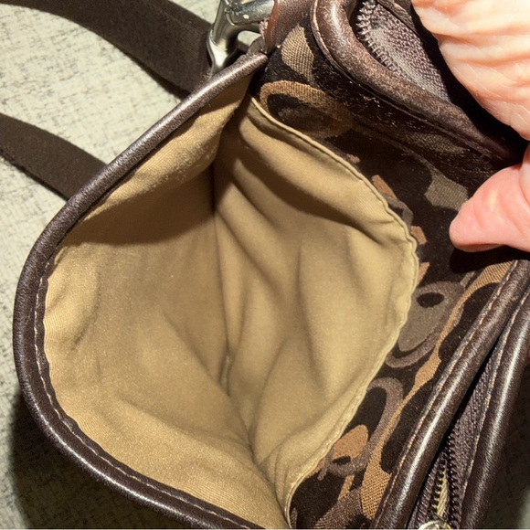 Coach Chelsea Optic Signature Brown Crossbody Bag 7x8.5 Includes Dusty! - Picture 12 of 12